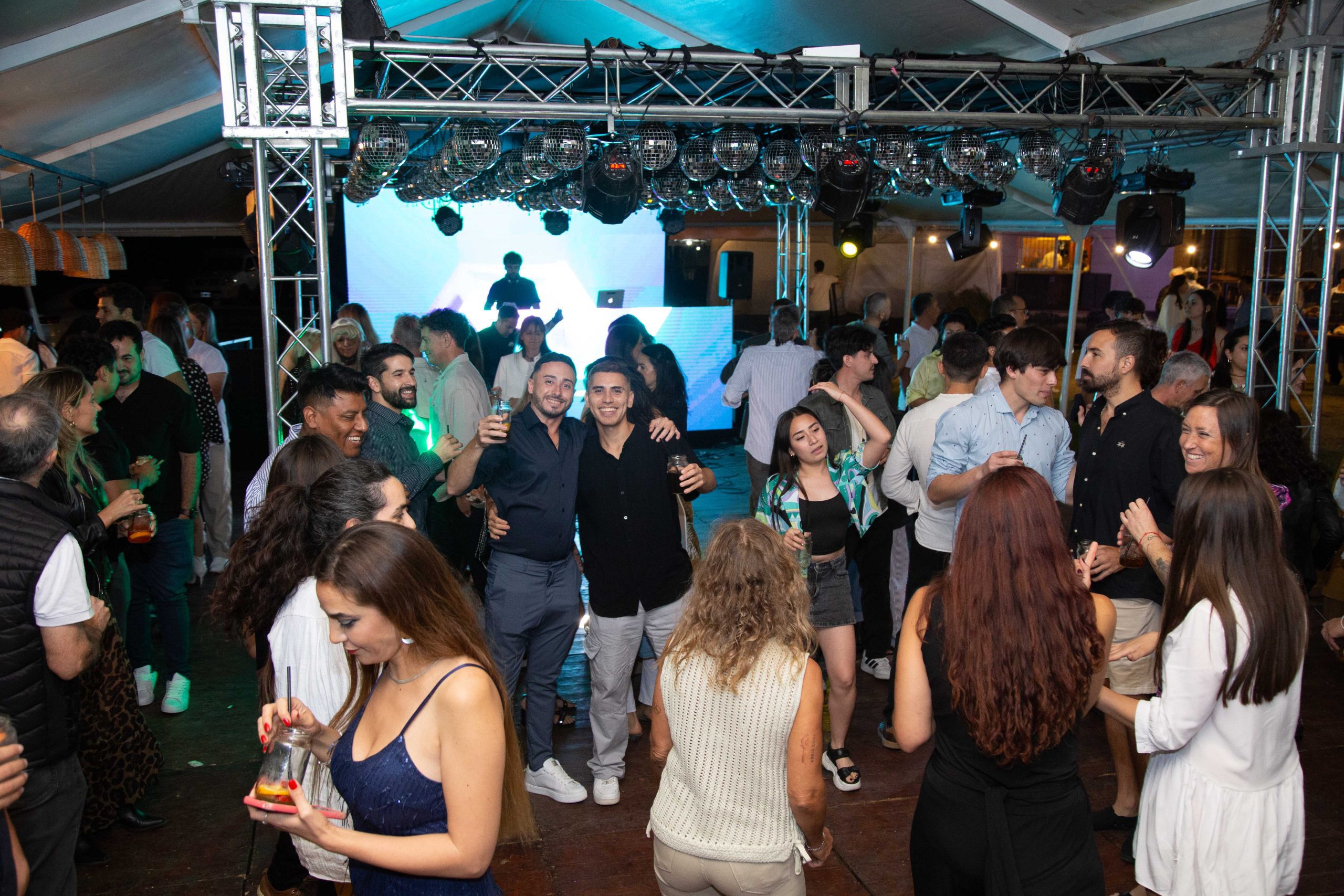 Colegio de Arquitectos de Mendoza (camza)